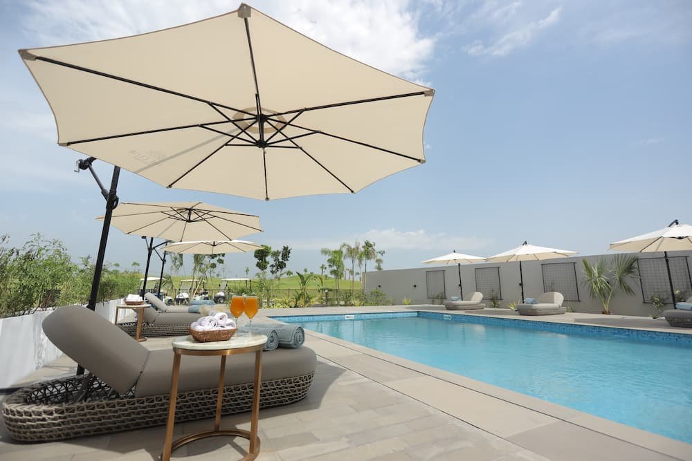 How Club Memberships Can Increase the Value of Your Real Estate Investment